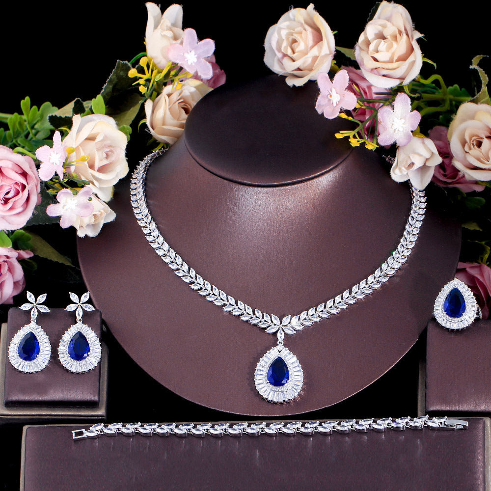 Dazzling Diamond Necklace Set
