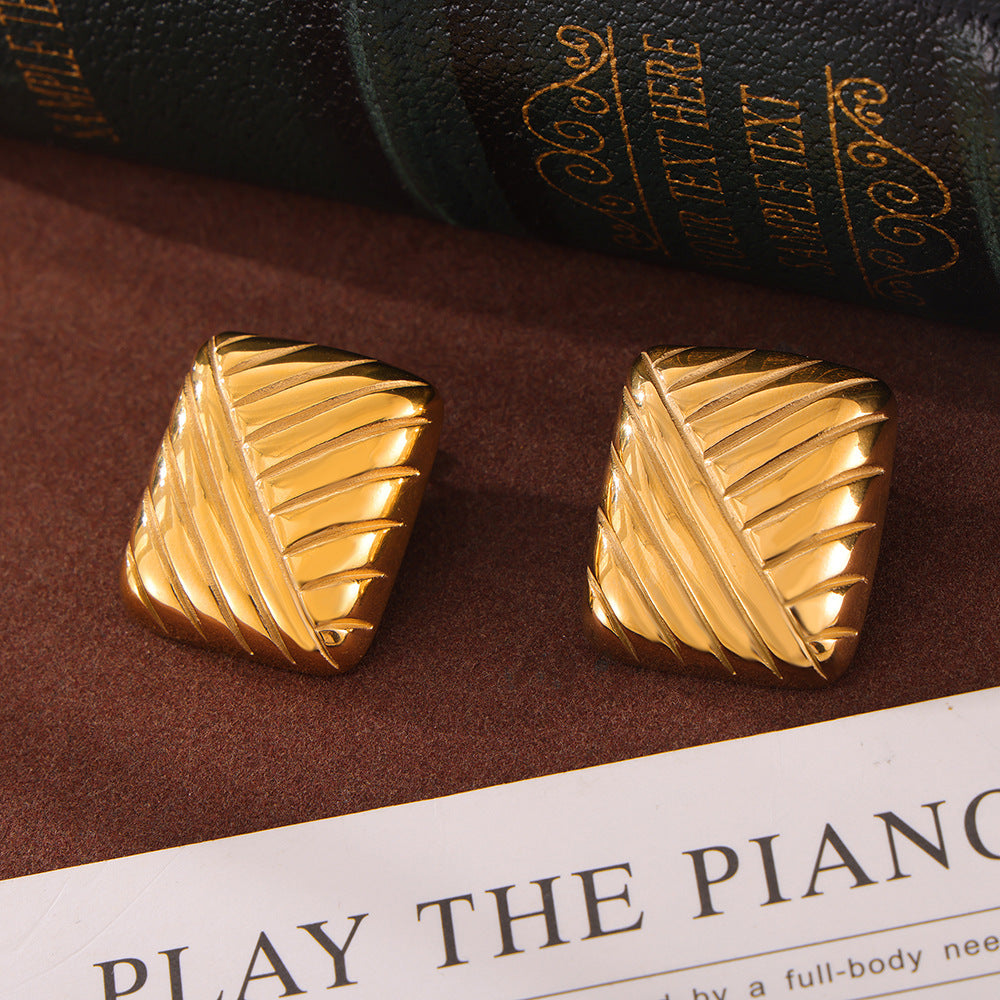 Vilario Earrings