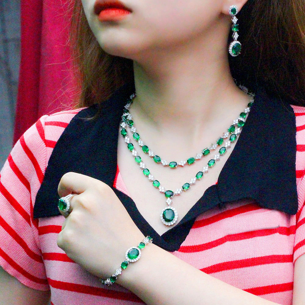 Showstopper Necklace Set