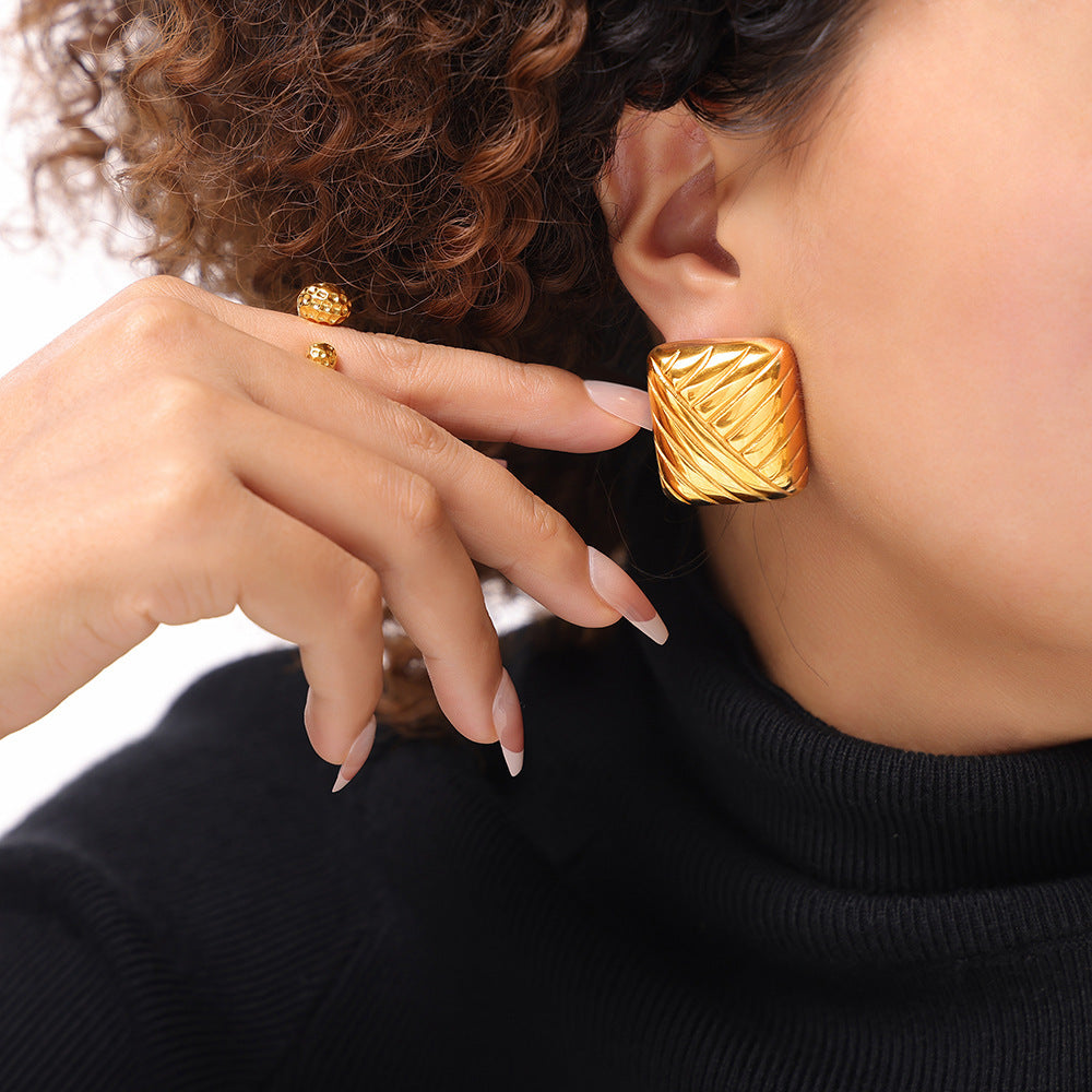 Vilario Earrings