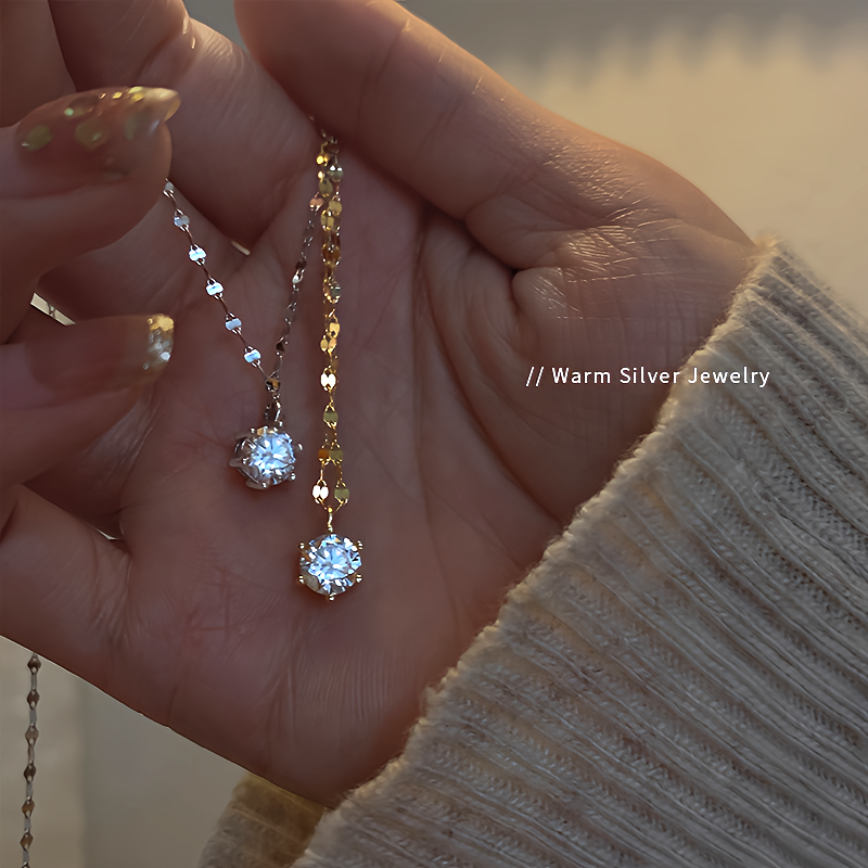 Elegantly designed, this 2-carat solitaire pendant is the perfect statement piece
perfect gift for a mother's day