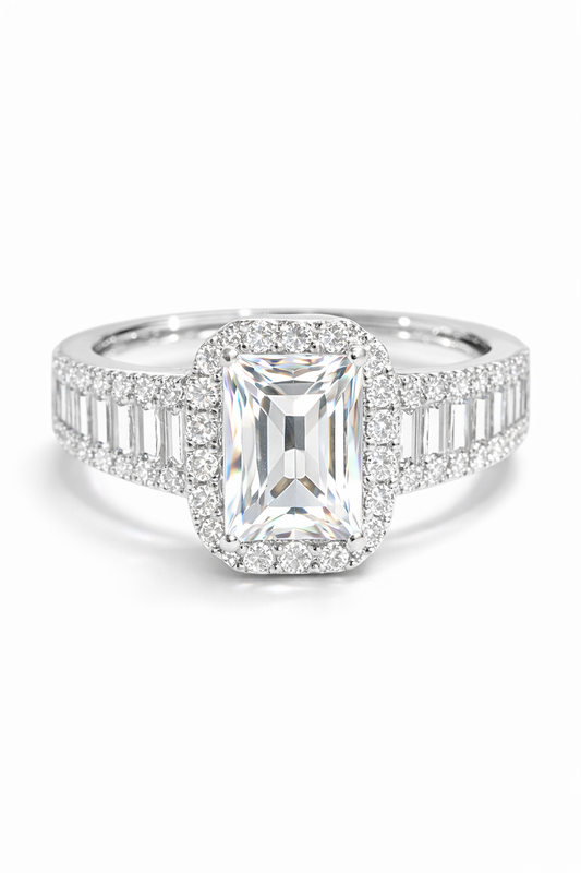Emerald Royale Ring