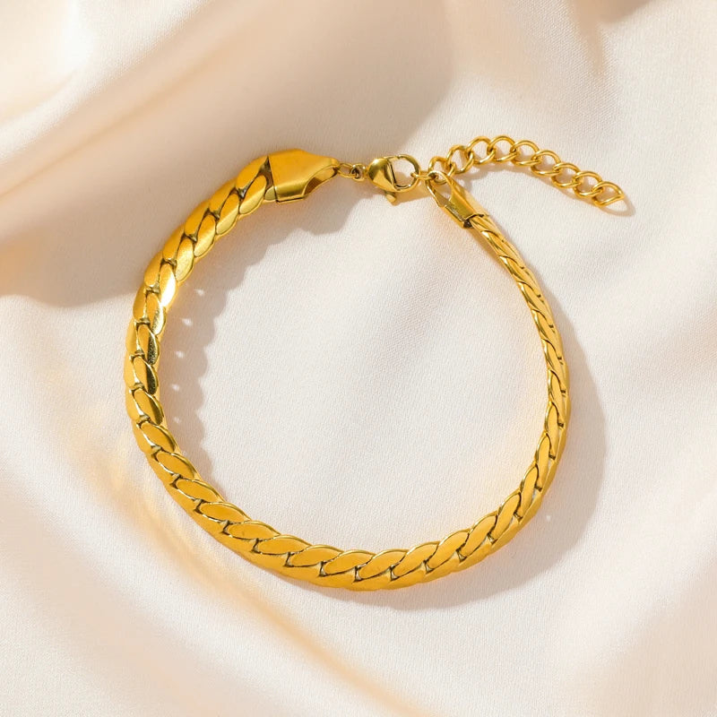 Allure Flat Chain Bracelet