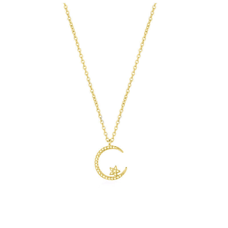 "Elegant gold neckpiece for women’s daily wear, offering classic charm."