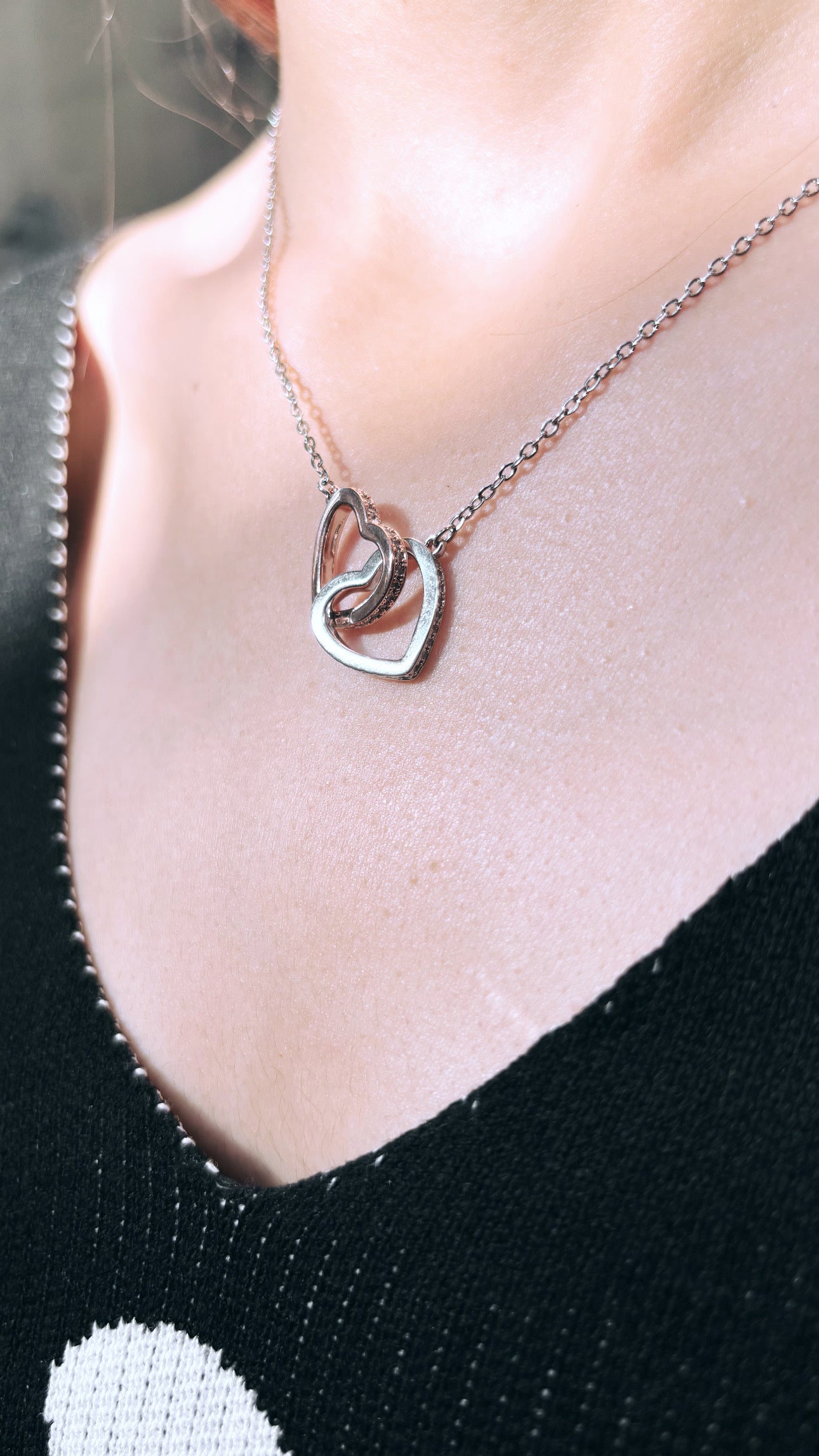 "Lightweight and durable neckpiece, ideal for daily wear."