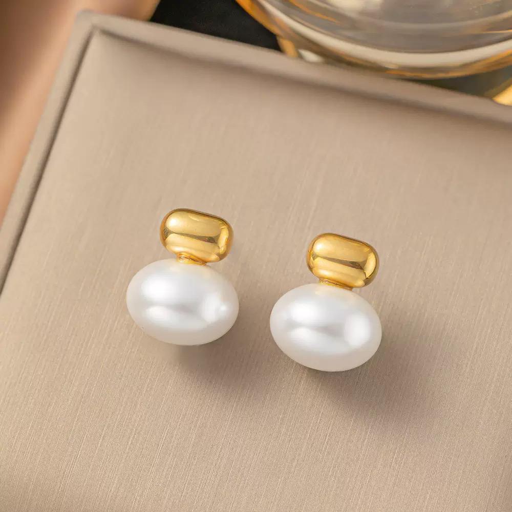 Pearl Drop Earrings
