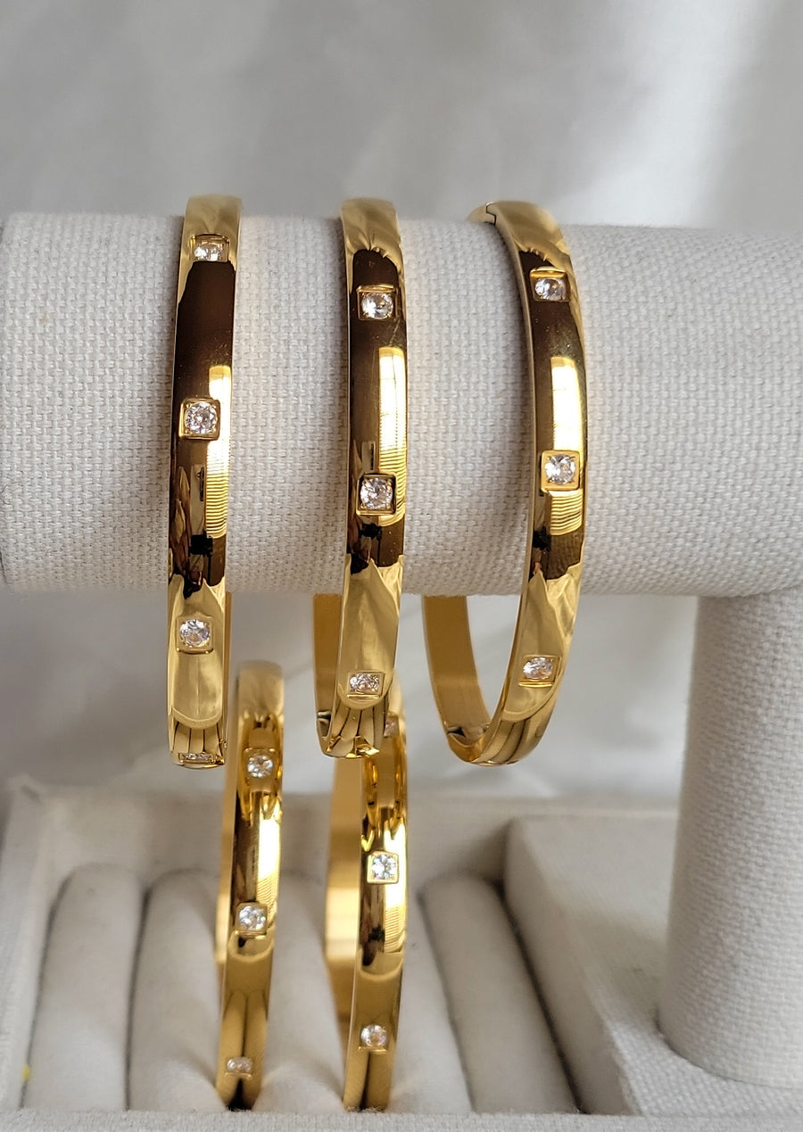 Square Frame Studded Oval Bangle