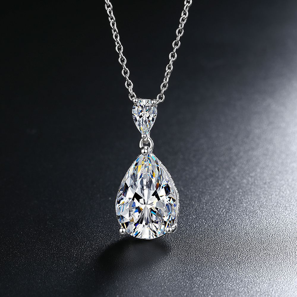 "Lightweight and durable neckpiece, ideal for daily wear."