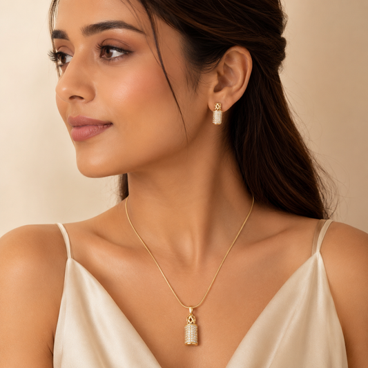Capsule Necklace Set