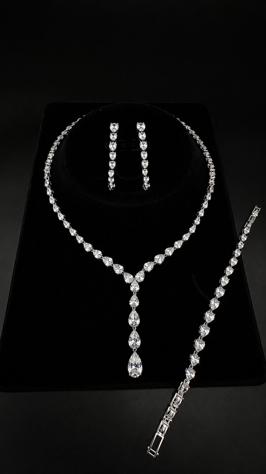 Cocktail Necklace Set