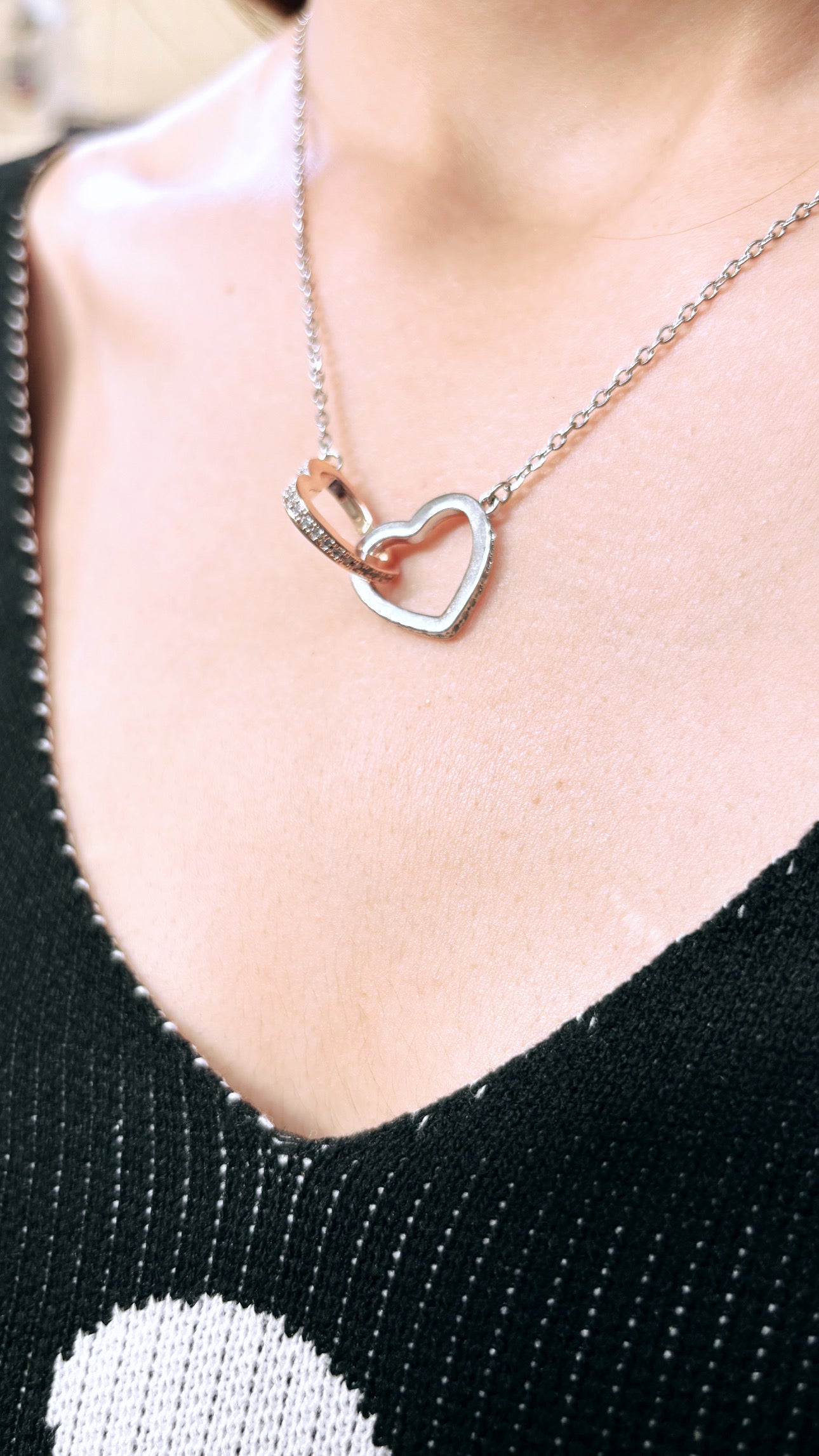 "Timeless neckpiece for women, perfect for everyday sophistication."