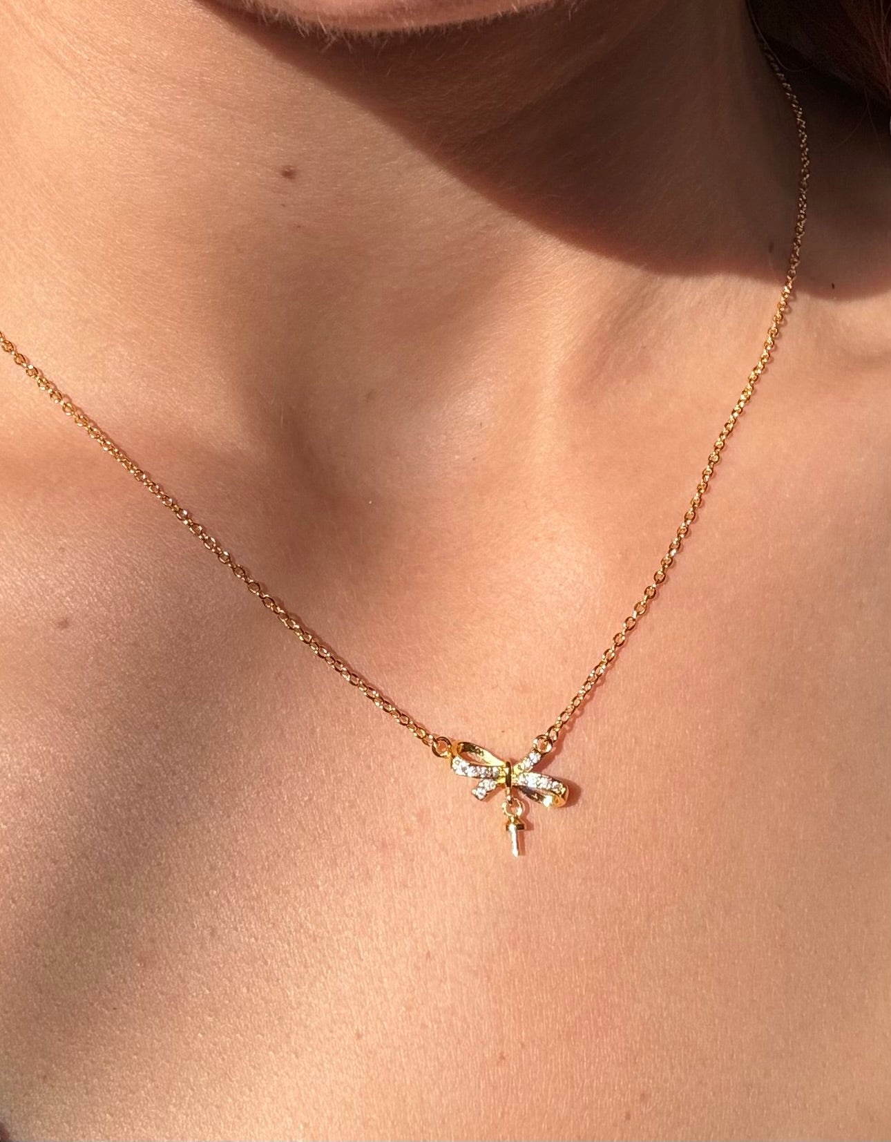 "Elegant jewelry gift for women, perfect for special occasions."