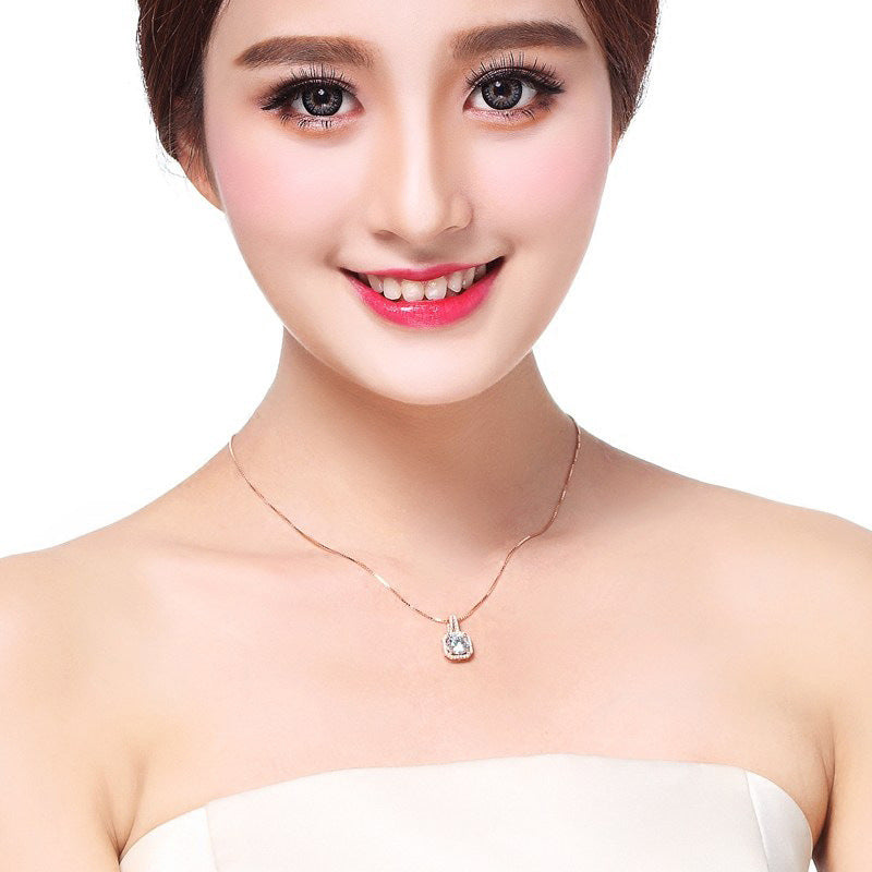 "Elegant jewelry gift for women, perfect for special occasions."