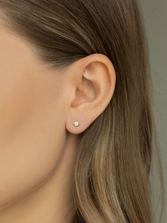 Petite Moissanite Stud Earrings (999 Fine Silver)