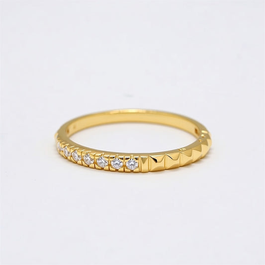 AURELIA STUDDED BAND RING