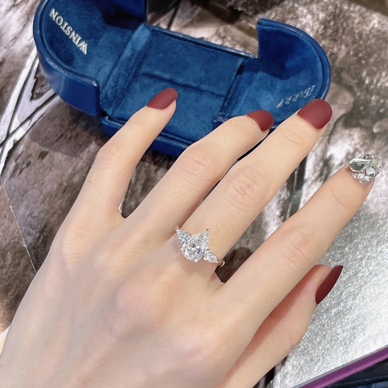 Crown Tear Drop Ring (925 Sterling Silver)