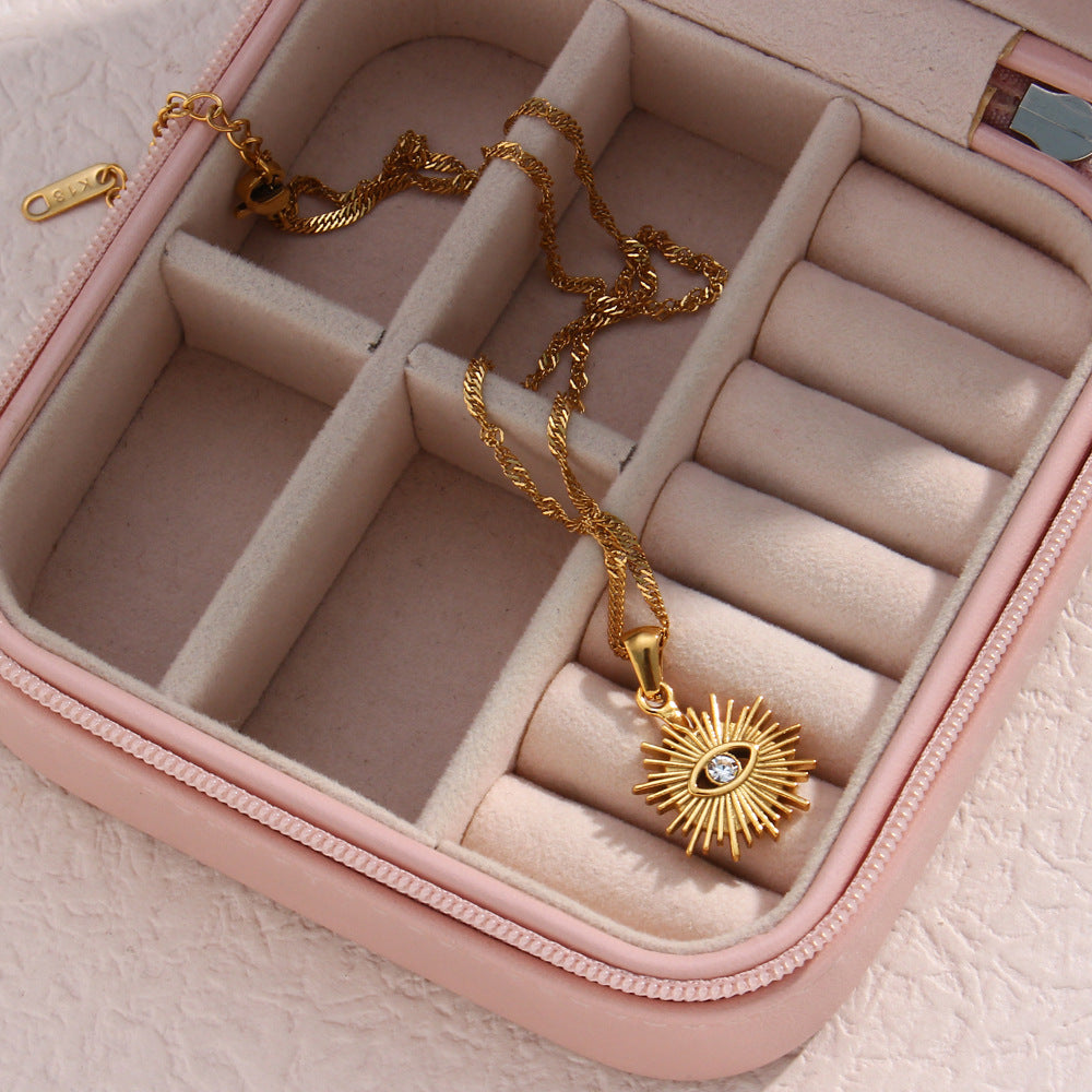Stylish women’s jewelry gift