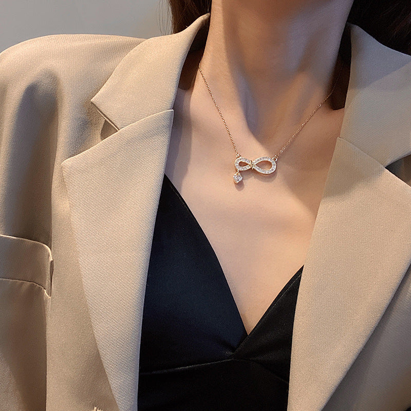 "Lightweight and durable neckpiece, ideal for daily wear."