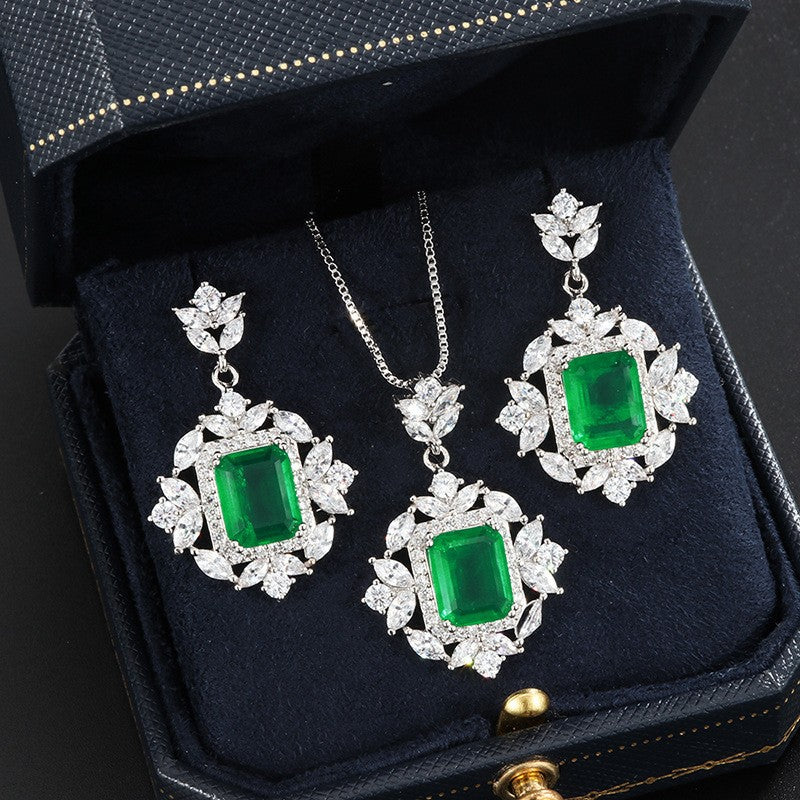 Artistic Emerald Set
