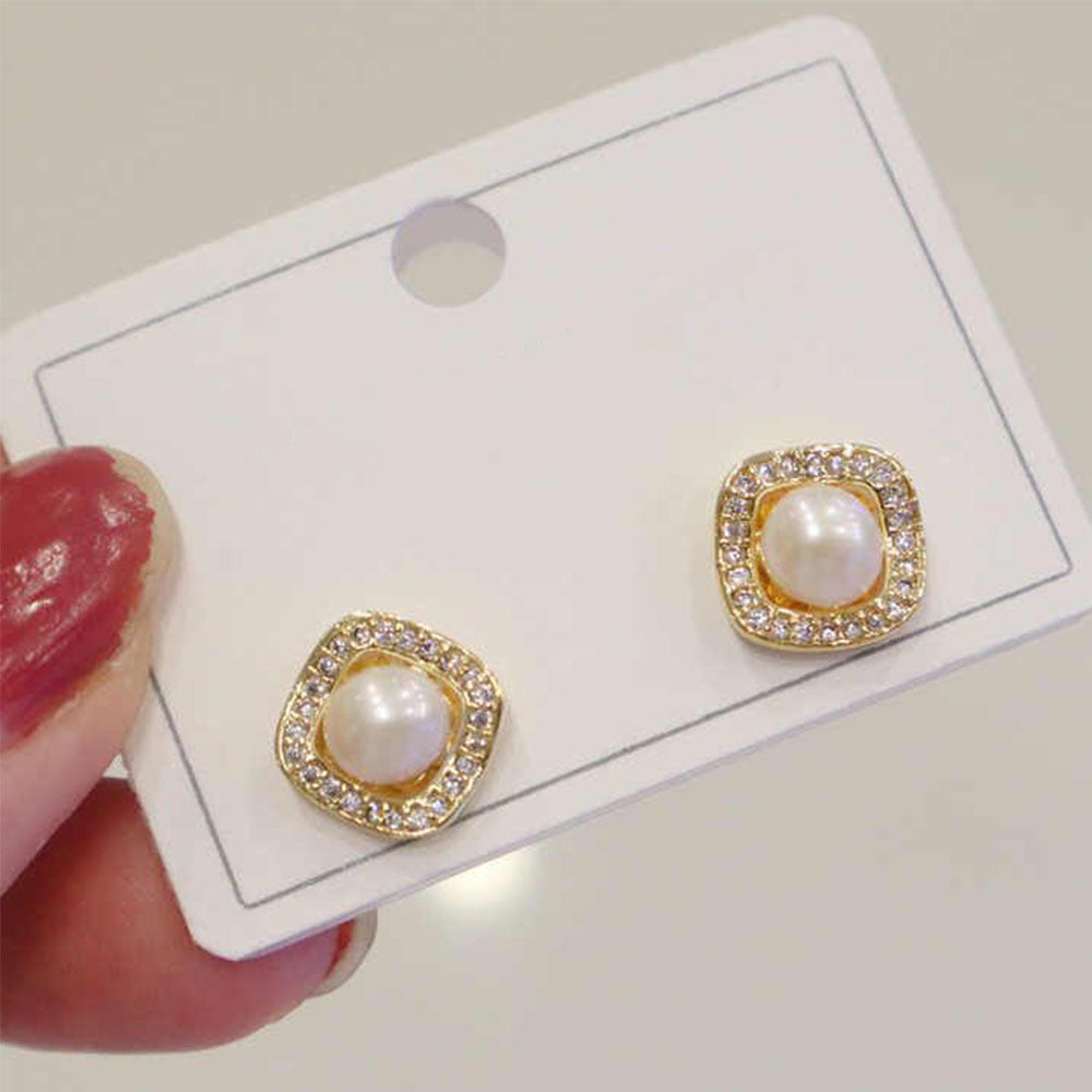 this earrings is the perfect gift for someone you love.