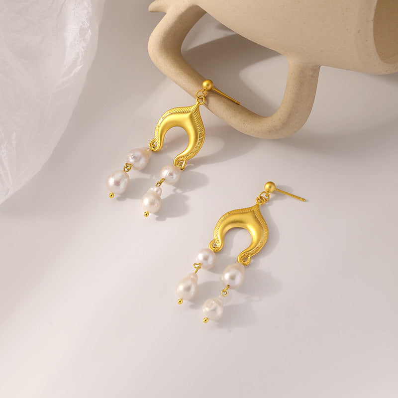 Eye-catching wind chime earrings for women