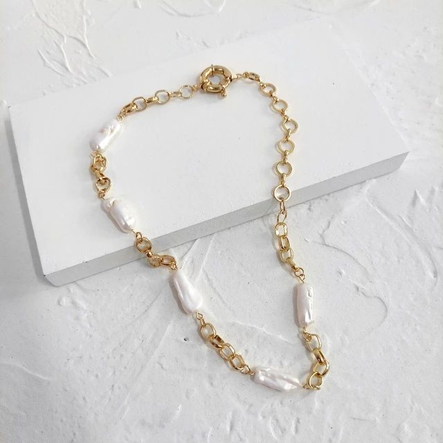 Charming jewelry gifts for women, including necklaces