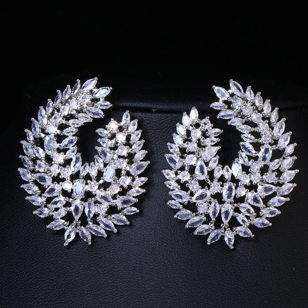Zewar Enso Diamond Earrings