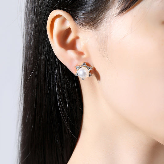 Pearl Éclat Stud Earrings