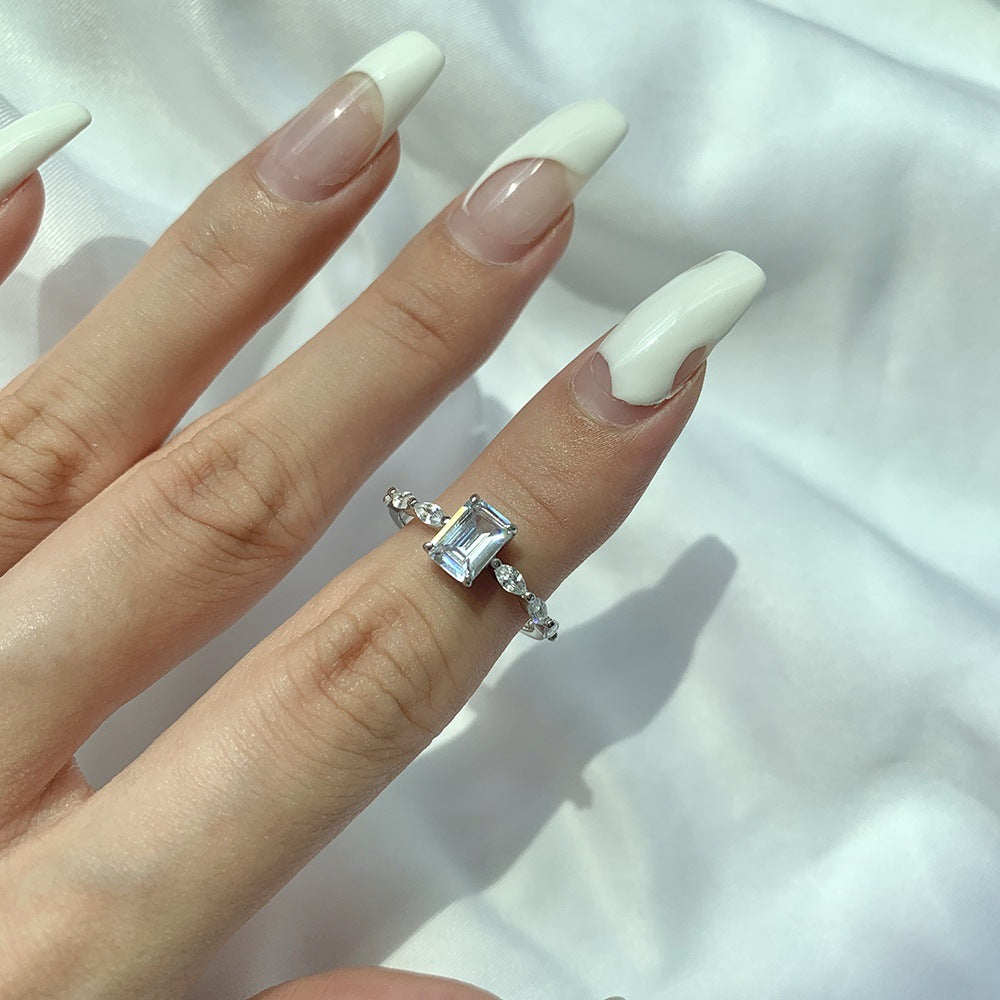 Elsa Emerald Cut Ring (925 Sterling Silver)