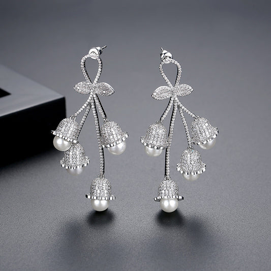 Ivory Bellfall Pearl Drops