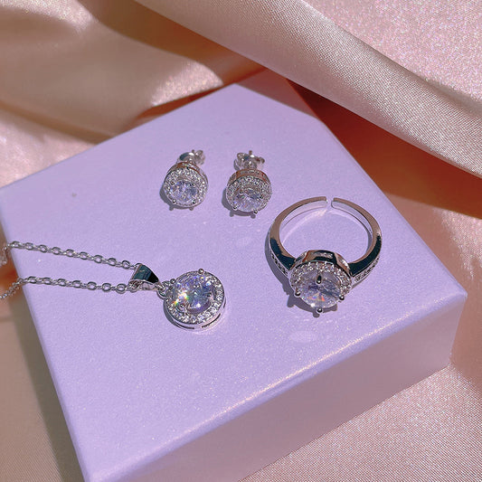Brilliant Round Cut Earrings Set