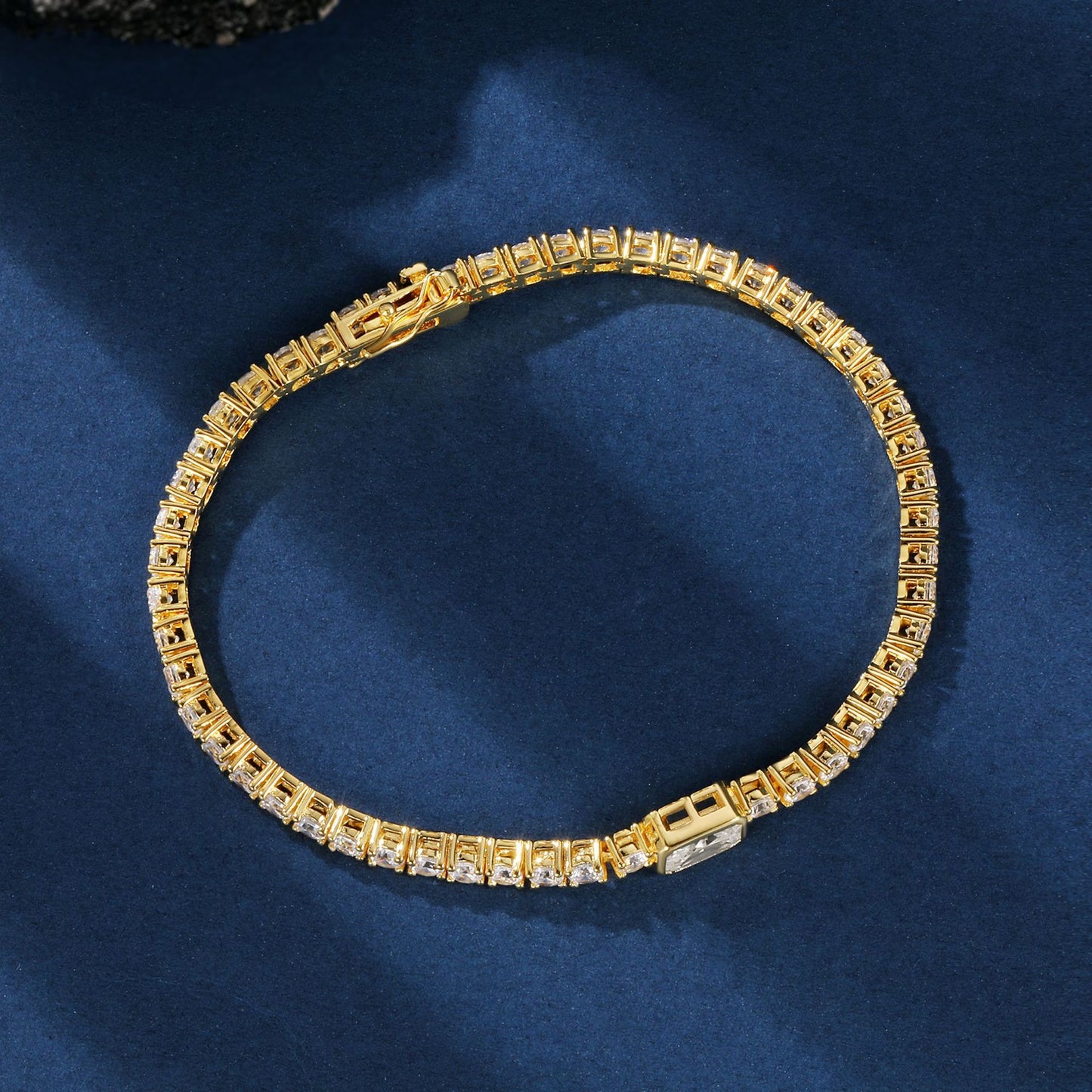 IMPERIA ÉMERALD TENNIS BRACELET