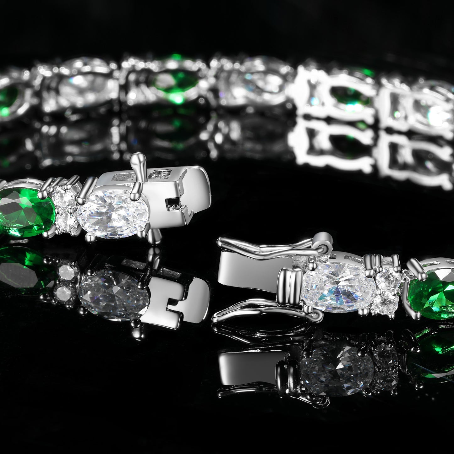Celeste Emerald Brilliance Bracelet