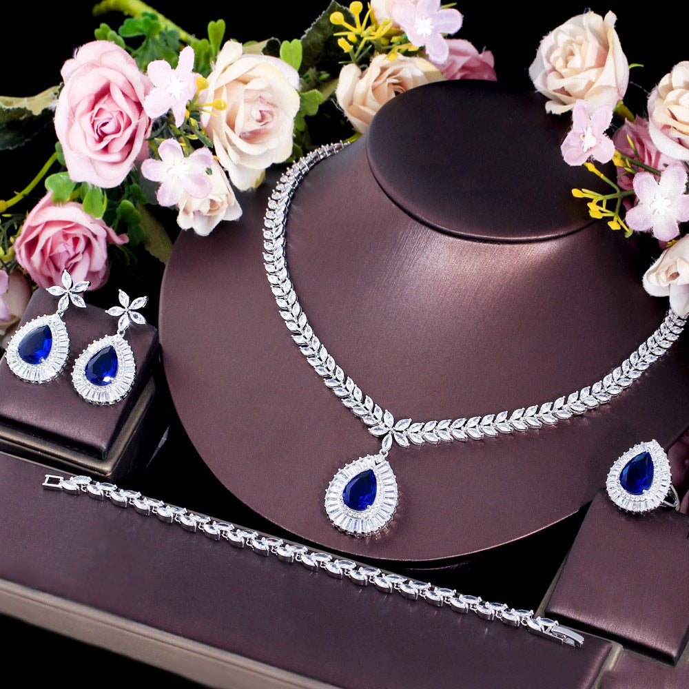 Dazzling Diamond Necklace Set