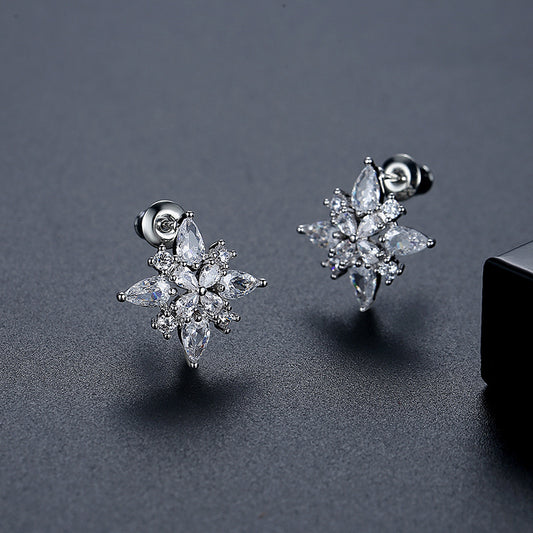 Stellar Bloom Silver Stud Earrings