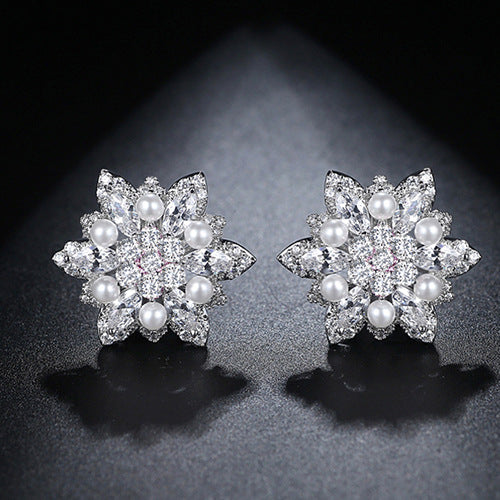 Snowflake Pearl Spark Studs