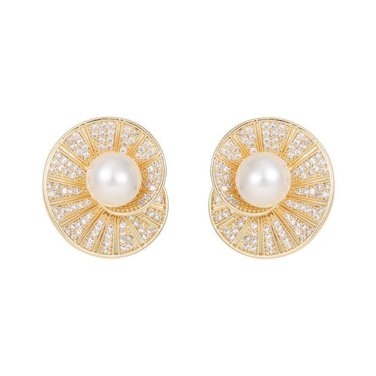 Pearl Radiance Halo Stud