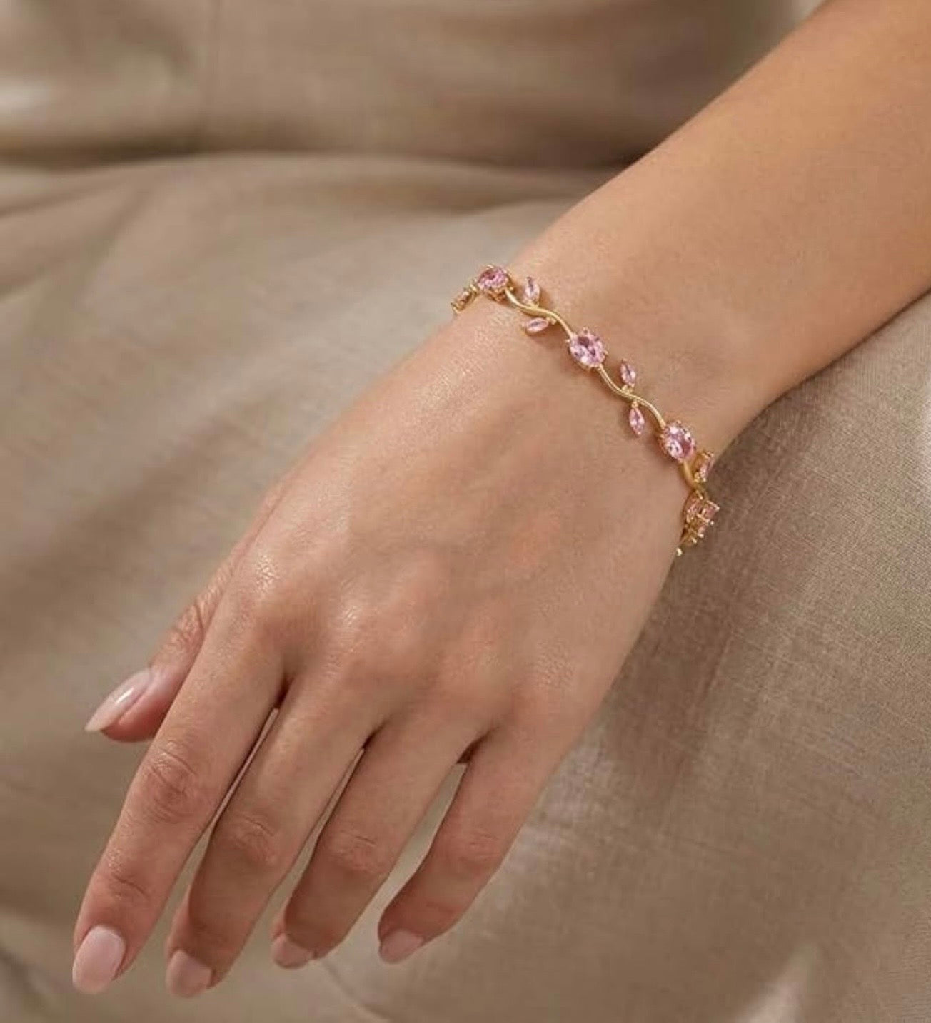 Tulip Bracelet (Titanium Steel)