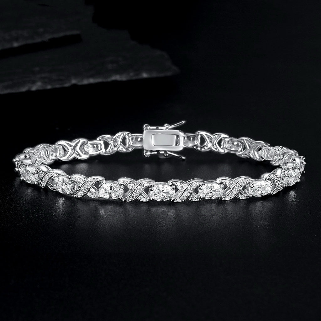 INFINIA TWIST DIAMOND BRACELET
