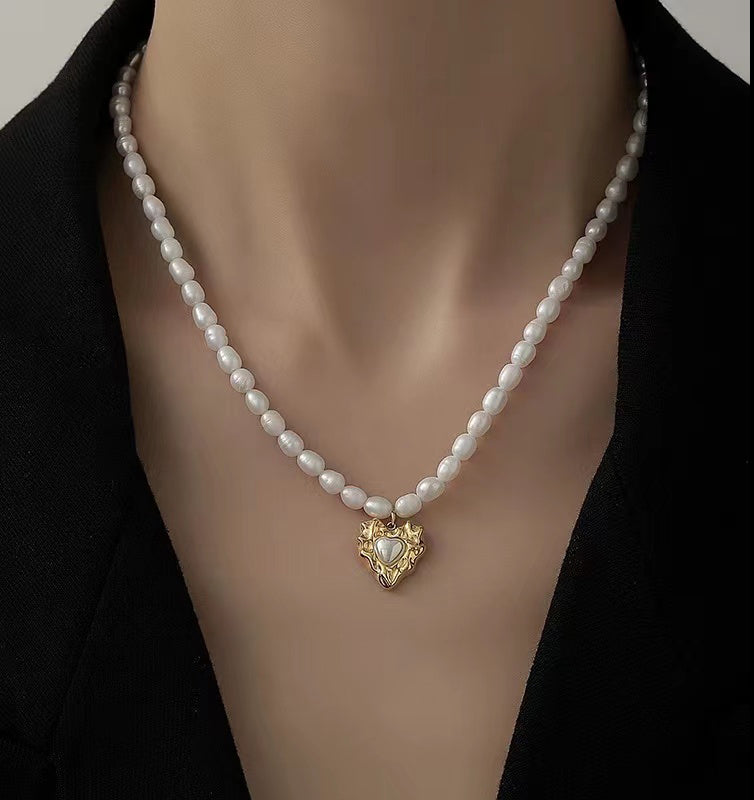 Amour Baroque Pearl Necklace