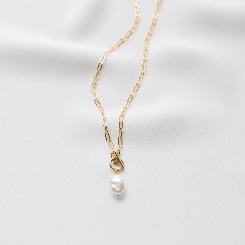 Luxe Pearl Link Necklace