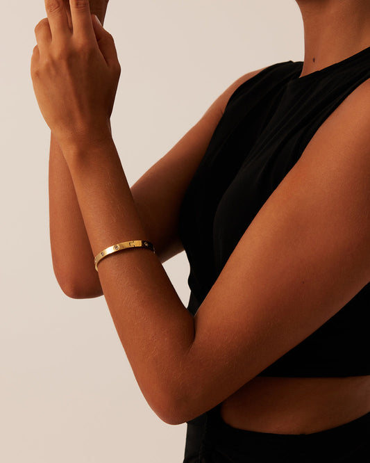 The Oval Love Bangle