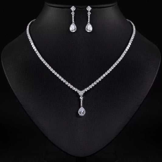 Royal Teardrop Diamond Necklace Set