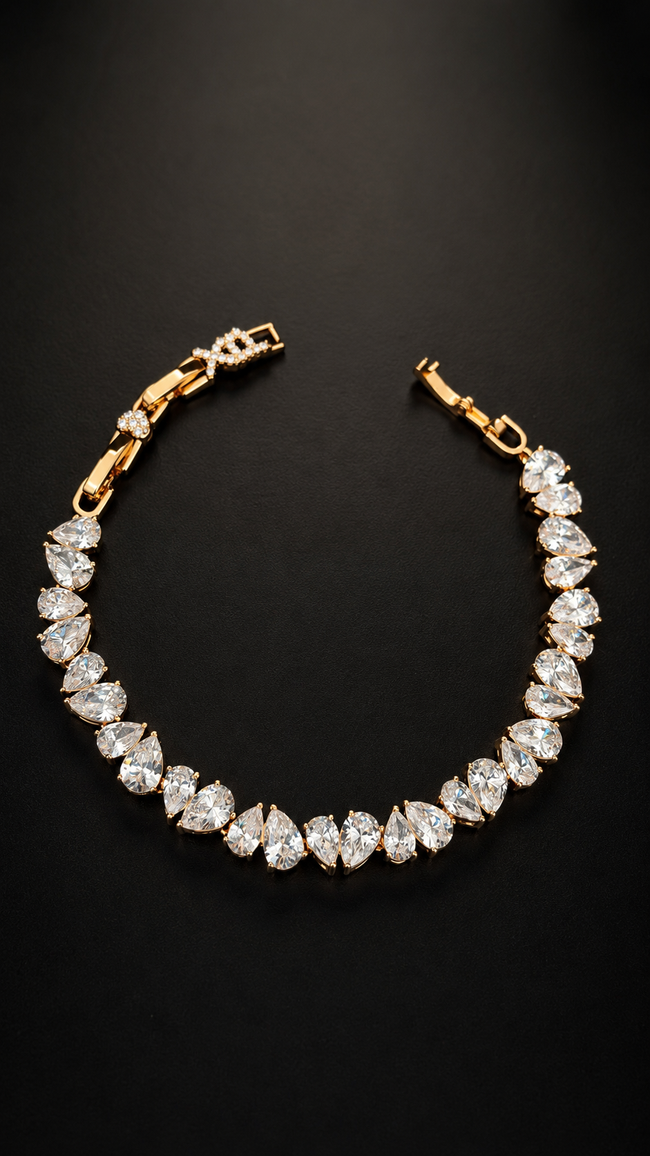 Royal Teardrop Bracelet