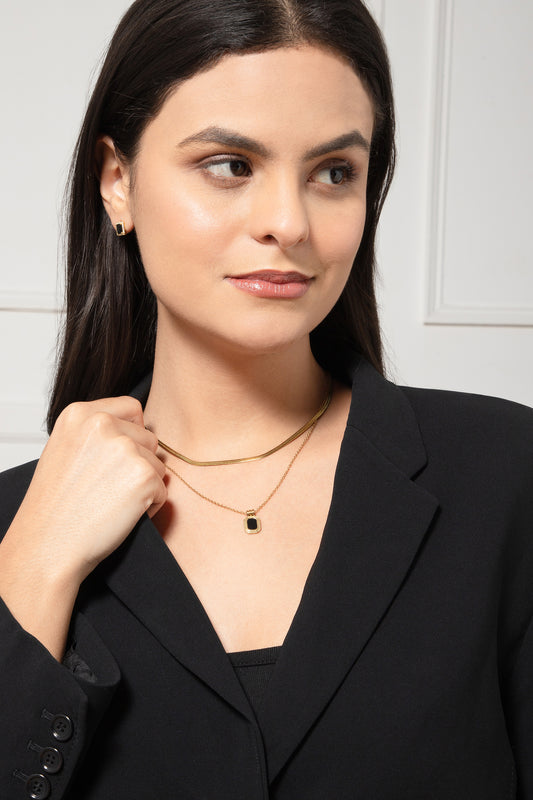 "A classic statement in 18k and black onyx."

Gift for valentines