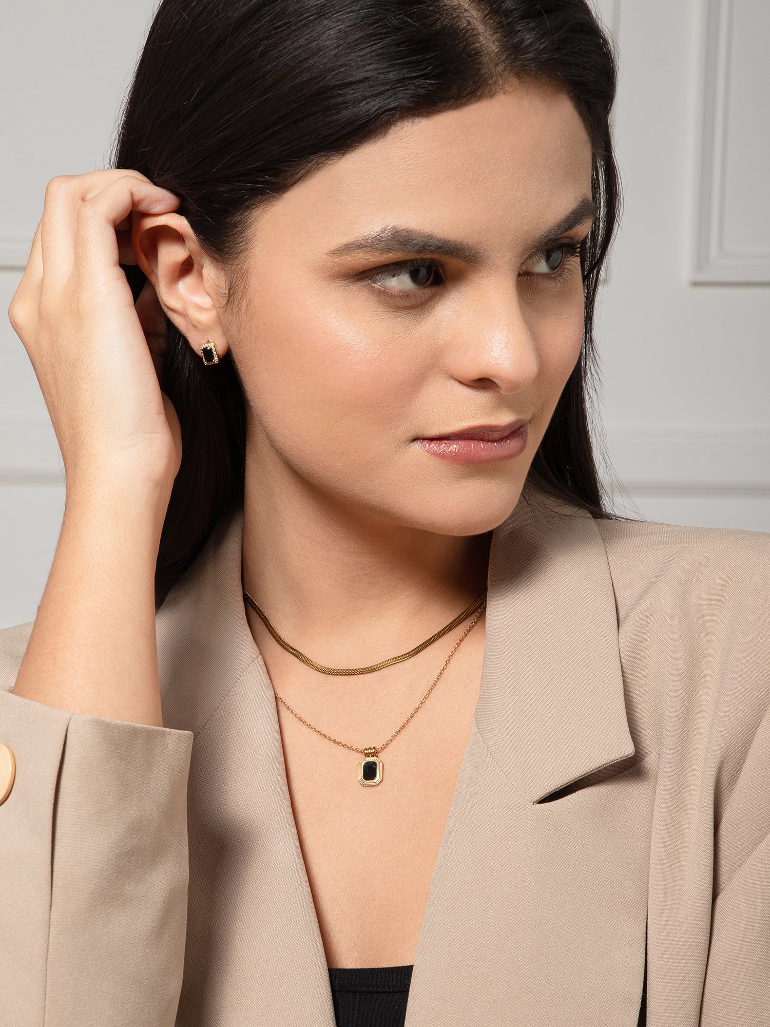 "Timeless treasures, designed to shine."

Perfect Gift for women s