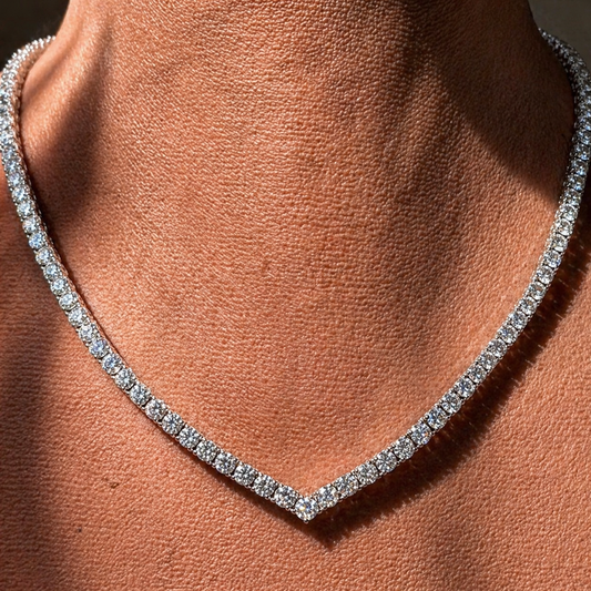 NOIR ÉLITE TENNIS NECKLACE