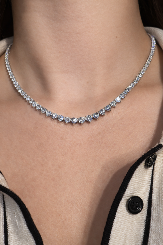 LUMIÈRE GRADUATED TENNIS NECKLACE