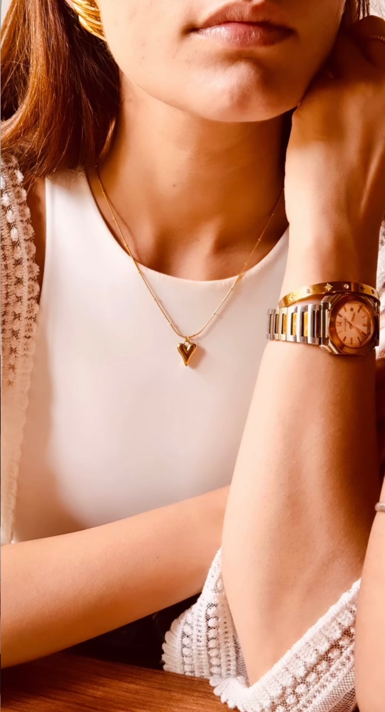 "A universe of love, captured in 18K gold."

"Where cosmic beauty meets the warmth of 18K gold."