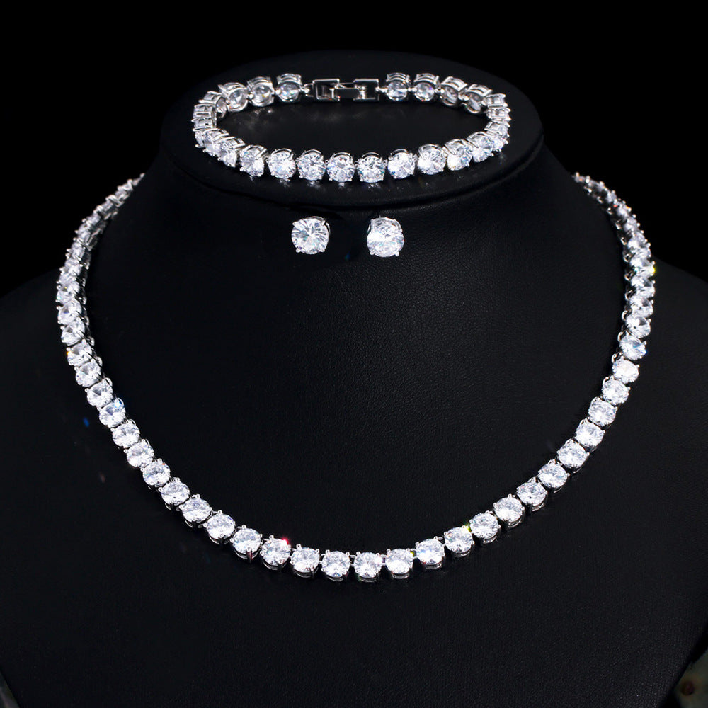 "Elegant jewelry gift for women, perfect for special occasions."
